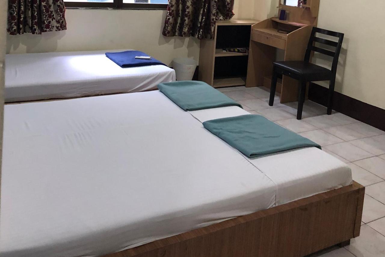 Hotel Oyo 1146 Paris In Bangkok Extérieur photo