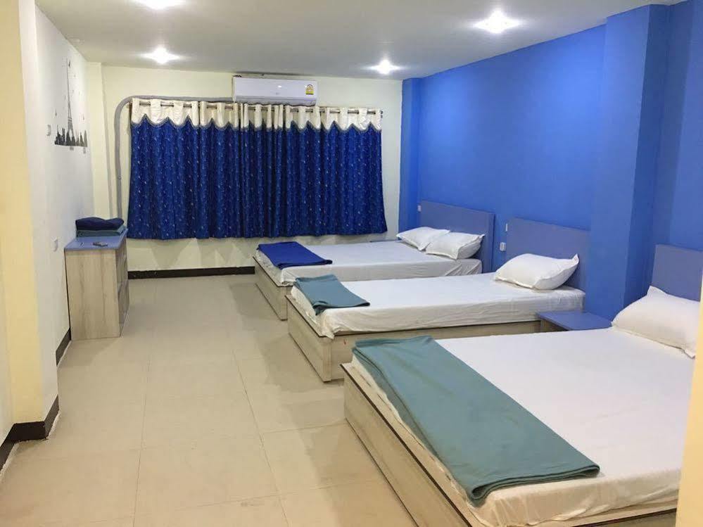 Hotel Oyo 1146 Paris In Bangkok Extérieur photo